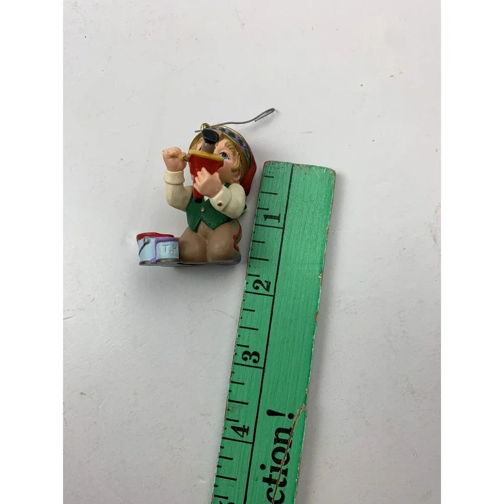 Hallmark Keepsake Arctic Artist Elf Painting Toy Soldier Ornament 1999